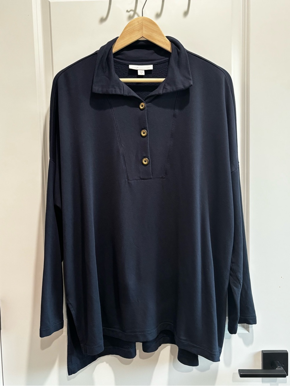 Women’s Navy Button-Front Long-Sleeve Polo Blouse